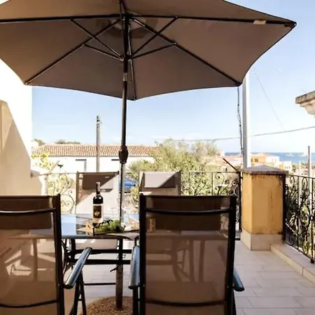 Le Holiday home *