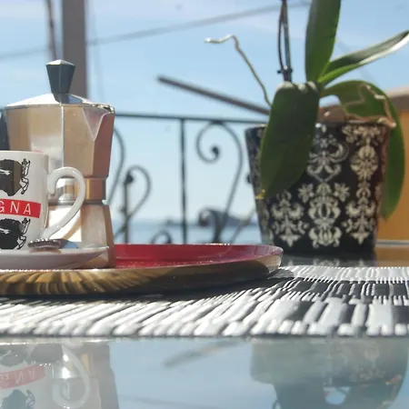 Le Bouganville * Санта-Мария-Наварезе