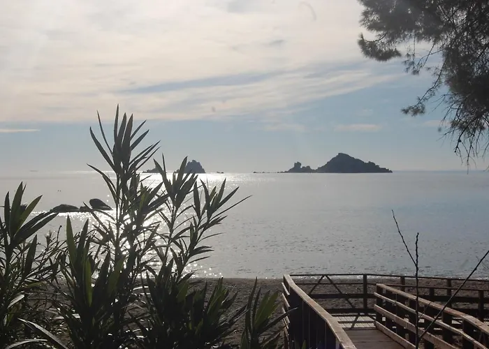 Le Bouganville Дом отдыха *