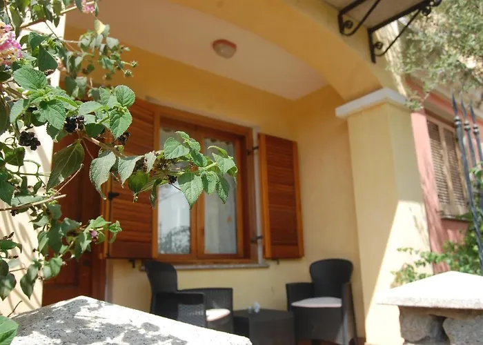 Le Bouganville * Санта-Мария-Наварезе