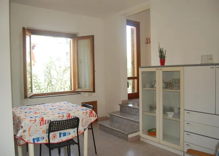 Дом отдыха Le Bouganville Санта-Мария-Наварезе