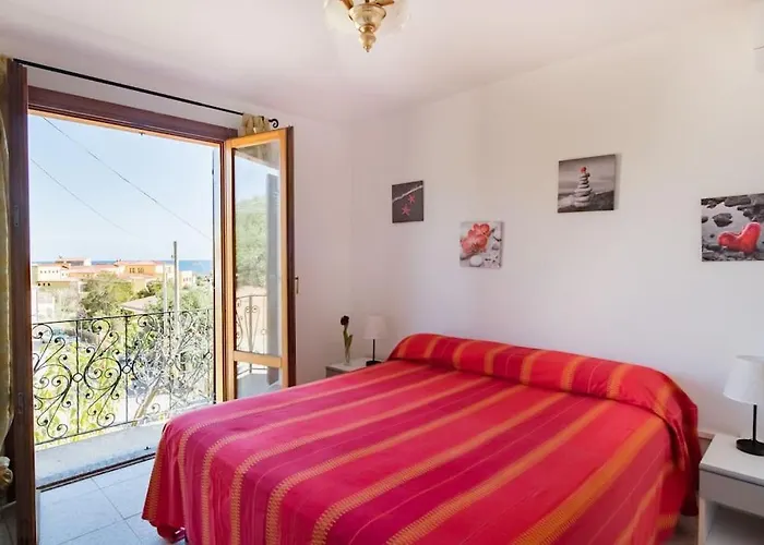 Le Bouganville Дом отдыха Санта-Мария-Наварезе