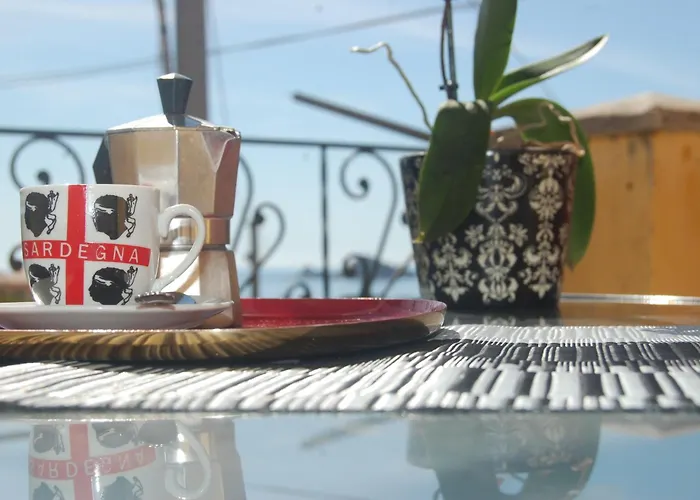 Le Bouganville * Санта-Мария-Наварезе